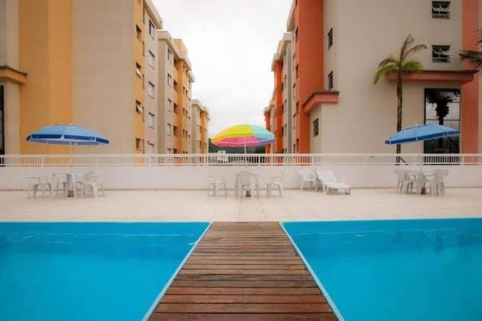 Em Com Piscina E Churrasqueira * Ubatuba