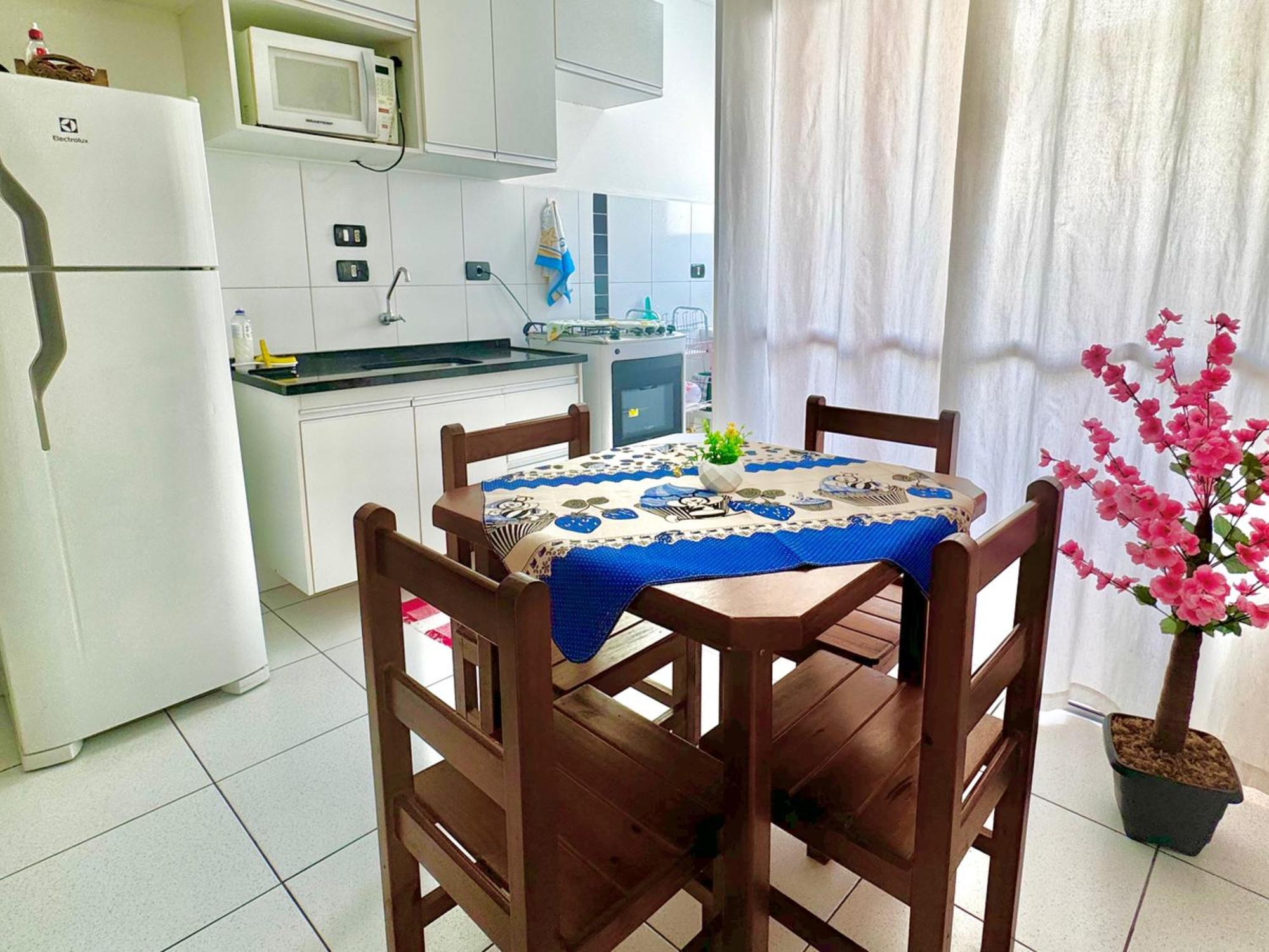 Em Com Piscina E Churrasqueira Apartamento Ubatuba