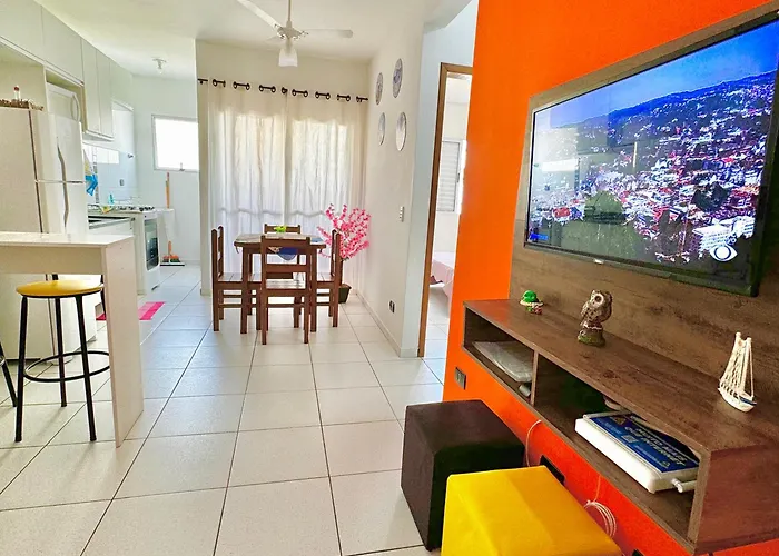Apartamento Em Ubatuba Com Piscina E Churrasqueira